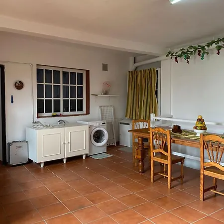 펜션 Rustic And Homely With A Canarian Style Bbq Oven La Guancha